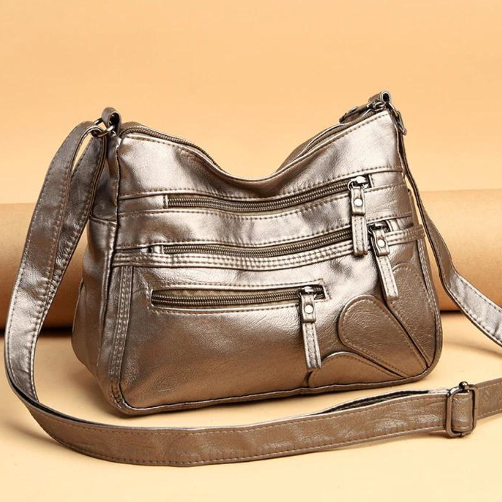 Bolsa Transversal Feminina em Couro Genuino - Stephan