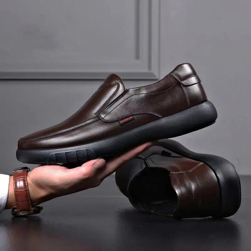 Sapato Masculino Portus Lux - Confeccionado em Couro e Solado Antiderrapante