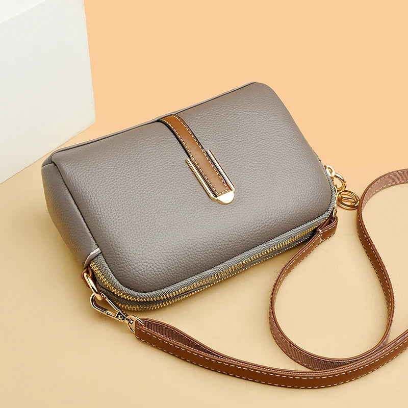 Bolsa Feminina Transversal em Couro Genuino - Lovy