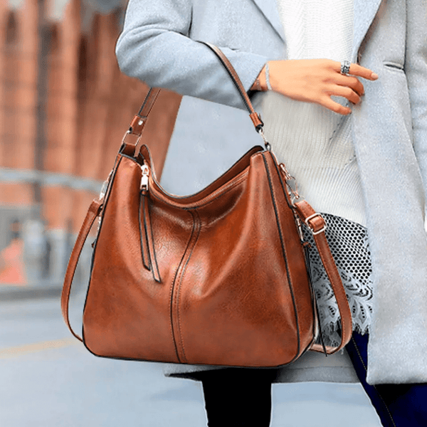 Bolsa de Couro Legítimo + Brinde - Madona