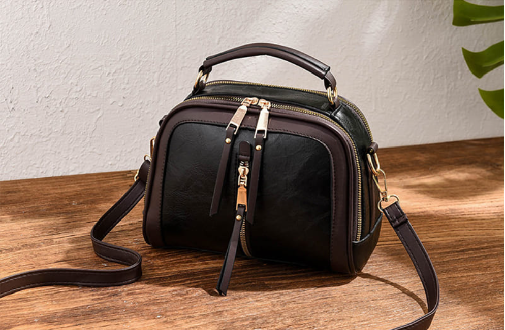 Bolsa Feminina em Couro Genuino - Layde