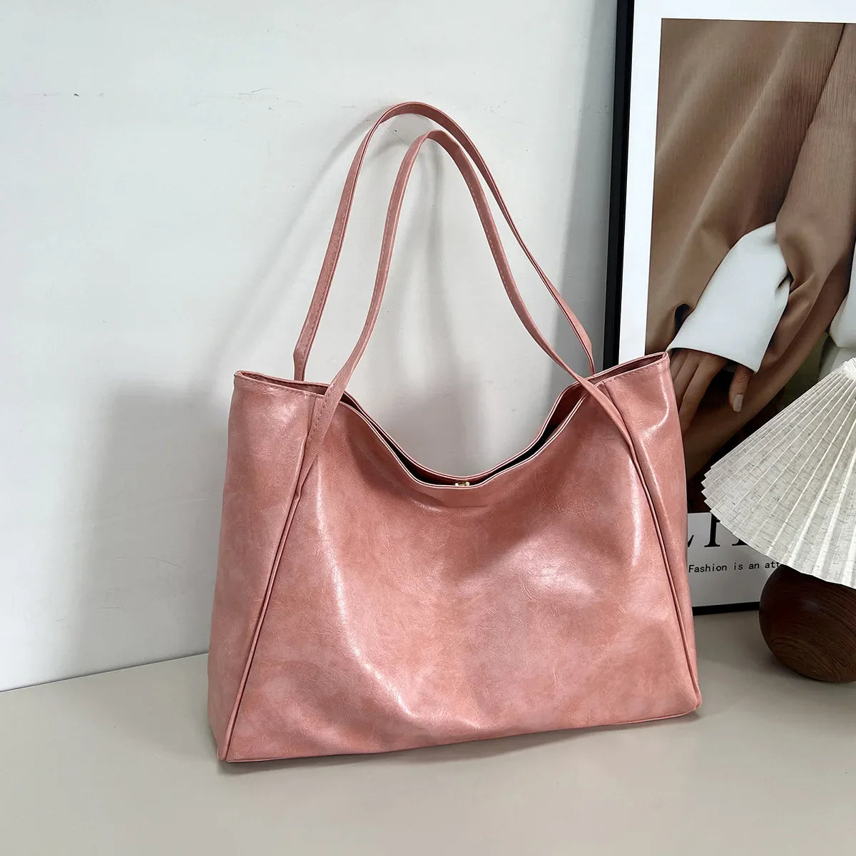 Bolsa Feminina em Couro Genuino - Levy
