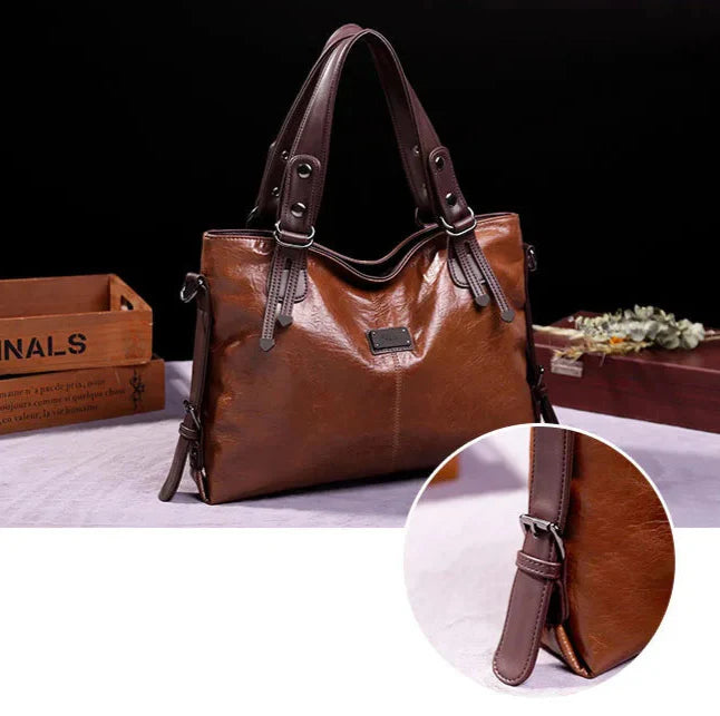 Bolsa Feminina em Couro Genuíno - Gabrielli