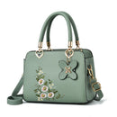 Bolsa Feminina de Couro - Cinzia