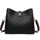 Bolsa Feminina em Couro Legítimo - Donatela