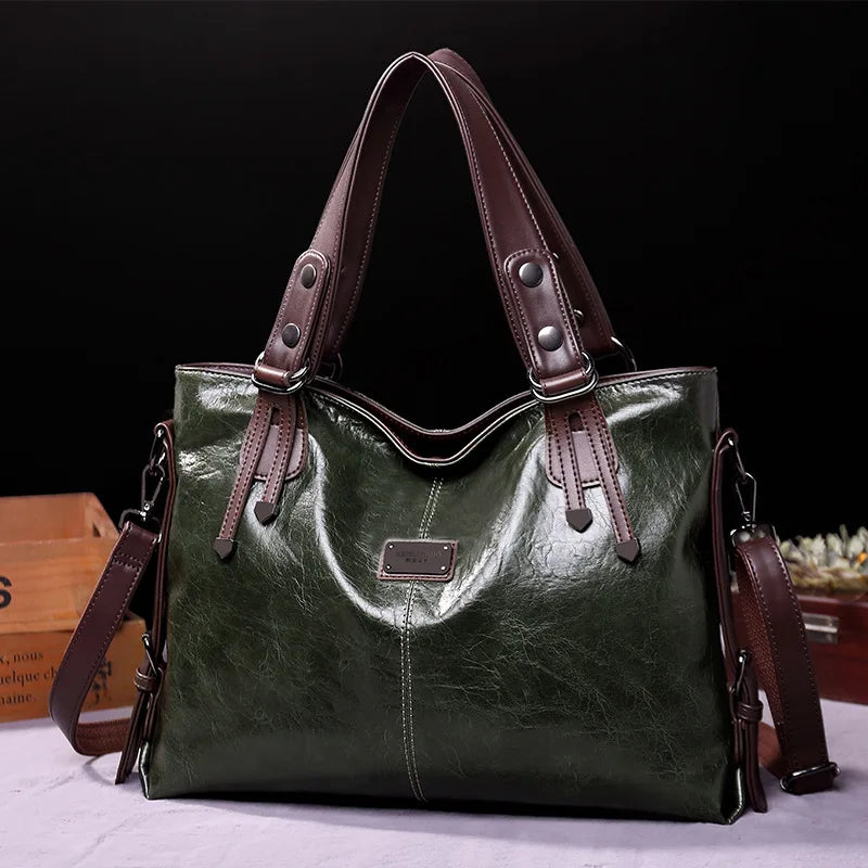 Bolsa Feminina em Couro Genuino - Juvense