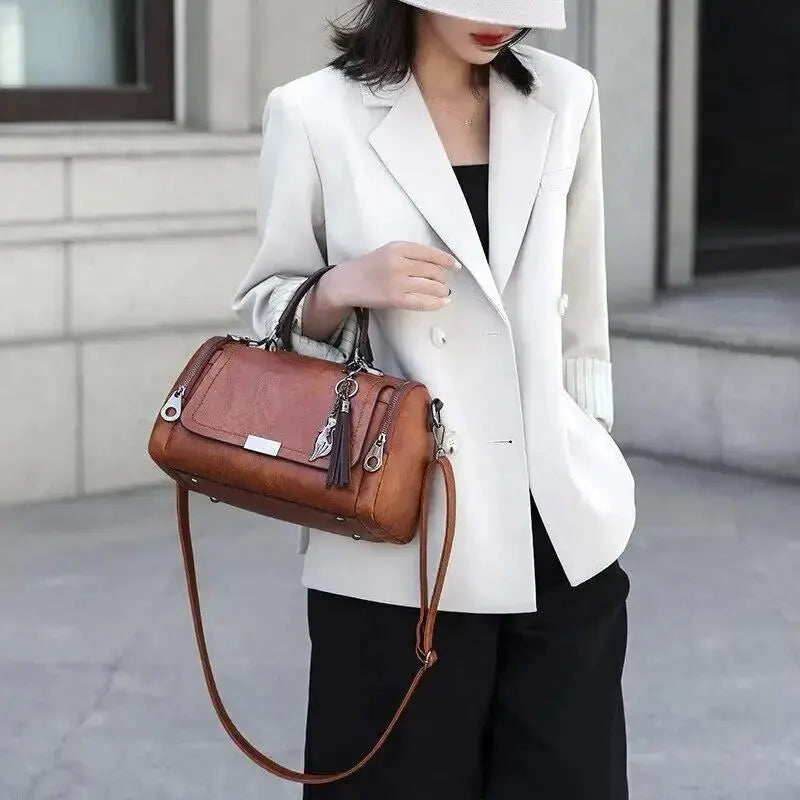 Bolsa Feminina de Couro Genuino - Safira