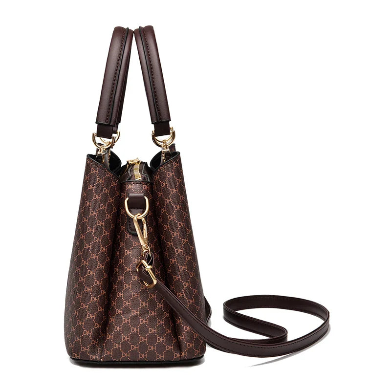 Bolsa Feminina em Couro Genuino - DHave