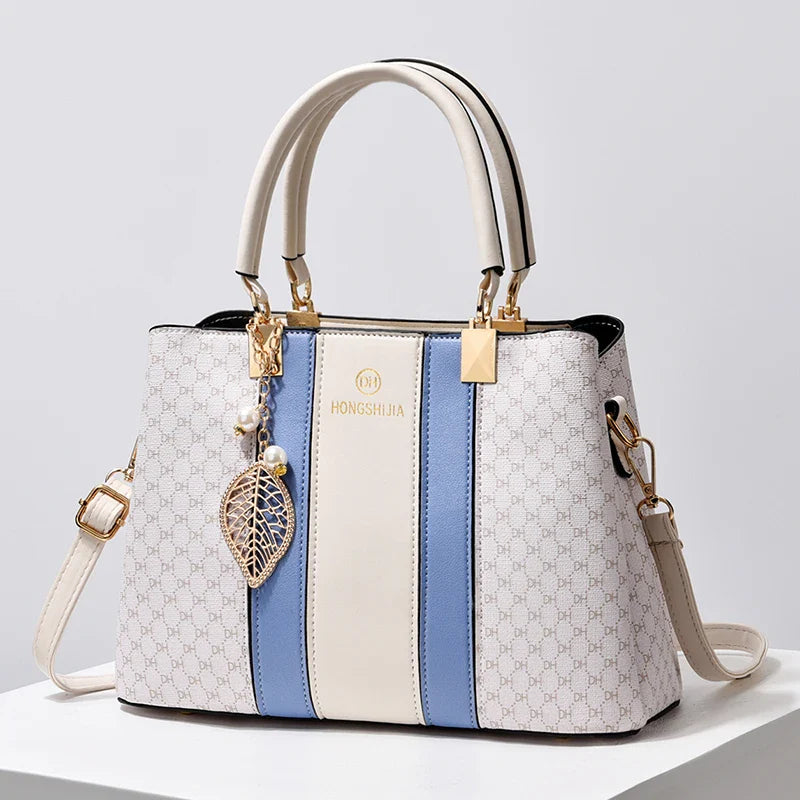Bolsa Feminina em Couro Genuino - DHave