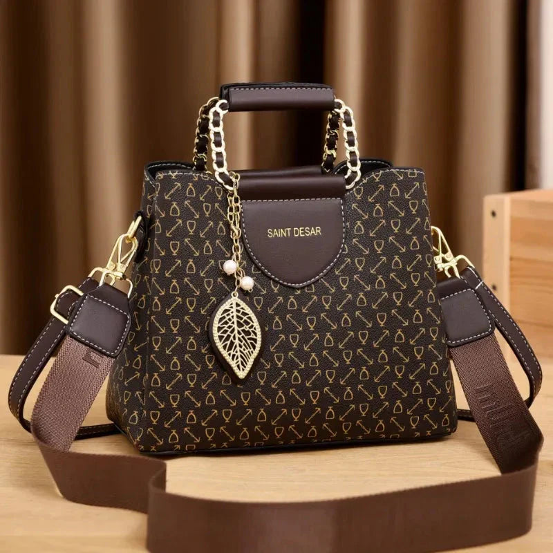 Bolsa Feminina em Couro Genuino - Saint