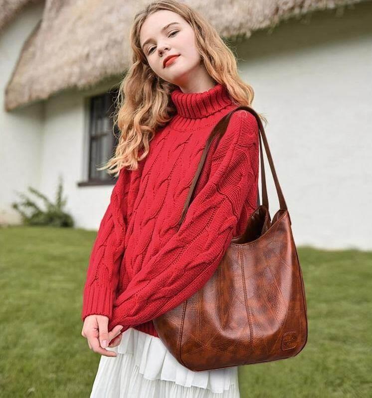 Bolsa Feminina em Couro - Pratta