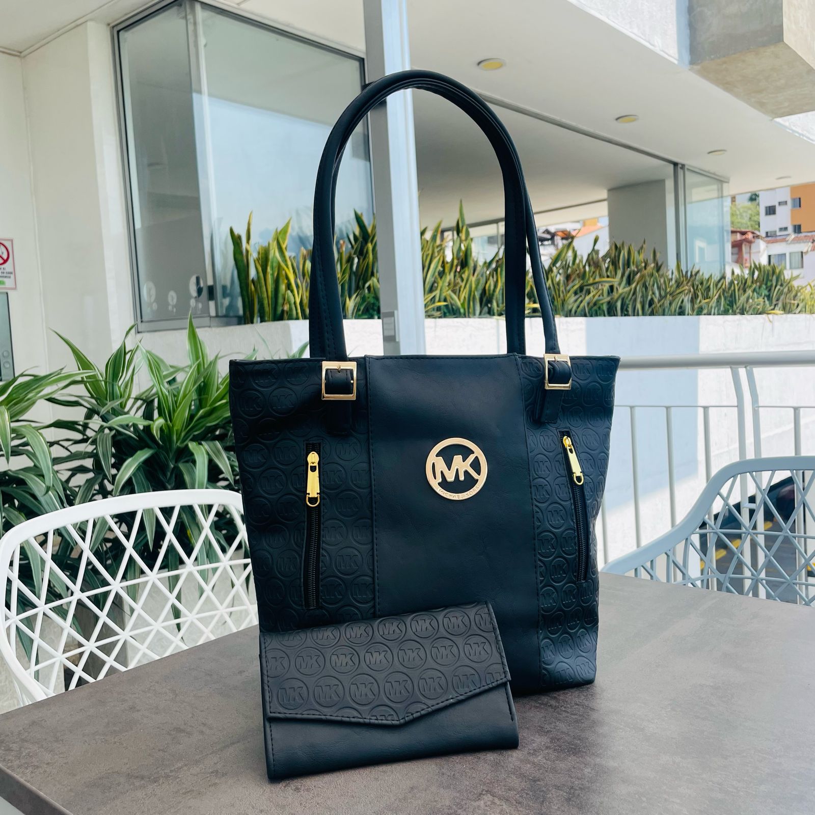 Bolsa de Couro + Brinde - Celeste
